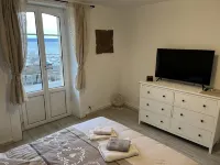 Appartement Maison Bleue au lac Idéalement Placé et Proche de Tout - Apartments
