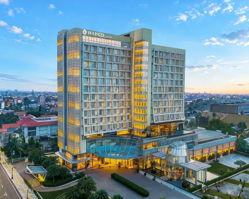 The Margo Hotel Hotels in Depok