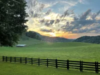 Cozy 2bedroom mountain cabin on 18 acres near the Appalachian Trail