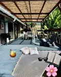 Villa fully equipped, for 8, swimming pool, 4 air-conditioned bedrooms