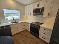 New carriage suite Calgary NW close to UofC - บังกะโล