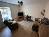 New Cosy Ground Floor Flat - شقق