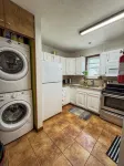 Charming 3-bedroom chalet with WiFi, AC in welcoming Tobyhanna
