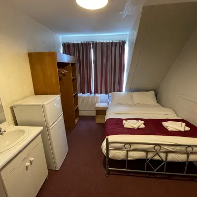 St. Nicholas Hotel Harrow Các khách sạn gần Ga Edgware