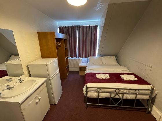 St. Nicholas Hotel Harrow