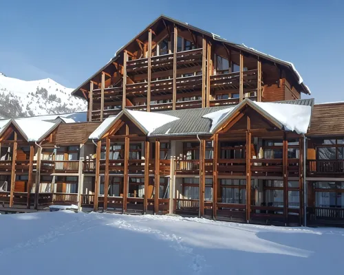 Valloire: Residence 5 minutes from the slopes -Swimming pool-sauna Apartment 8-10 per Hotels in Valloire