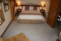 Meadow Rock Farm-Entire House/6BR, Sleeps 20
