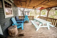 Fishermen’s Barndominium by the Lake-Pet Friendly - WiFi