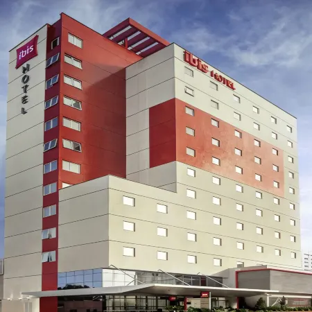 Ibis Imperatriz