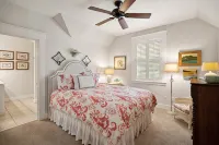 Broadway Breeze ~ Close to Beach /Shopping/Dining ~ Heated Pool - Spa - Sleeps 8 - Jacuzzi