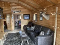EAGLE LODGE - River Retreat - amazing views of the East Fork of the Chippewa Rvr