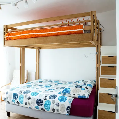 Beautiful apartment on the edge of seine Vernon giverny sleeps 8