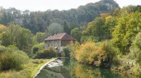 3-star gîte, green setting, close to shops, free WiFi