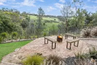 Panoramic views of Chinaman’s Creek Valley - Wi-Fi