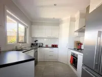 Modern Townhouse close to CBD