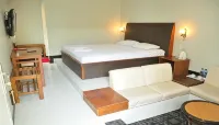 Hotel Minahasa - balcony