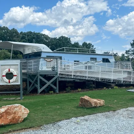 Beached Houseboat-Free Park Pass