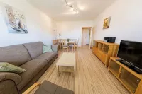 "Time out by the sea" - your retreat at Gasthaus Deichkieker - pets allowed