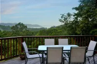 Daintree Valley Cottage