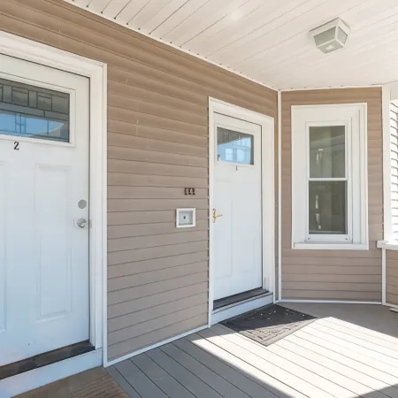 Nice 3 Bedroom Home Perfect for Access to Central Boston and Cambridge