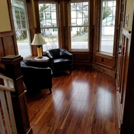 Guest Quarters at the Inn - 103