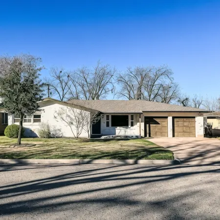Myrtles on Madison House near ACU