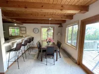 Come in & cozy up in beautiful lodge in Waterville Valley.
