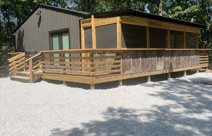 Secluded Hunting & Fishing cabin in the Woods  - Osceola, MO