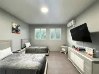 Revolutionary Escape! 3-Bd Lolita Lebron, 4 Mins to Beach with Backup Generator! - balcony