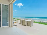 Luxury ground floor apartment in exclusive Ponce inlet Hotels in Ponce Inlet