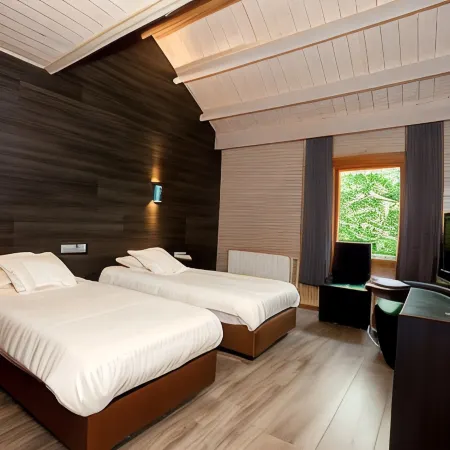 Flanders Lodge Hotel