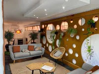 Hôtel le Grillon - Parkering