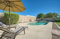Cactus Bloom - Cozy Desert Retreat in Chandler - プライペートプール