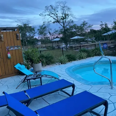 Harrell’s Haven-Waterfront, Dock, Pool/Hot tub