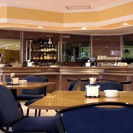 Hotel Crunia I A Coruña Отели рядом с достопримечательностью «Дом-музей Пикассо»