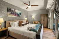 New SkyLine Sedona! Wow Views! 5Br 4Ba Pool Spa GameRoom Firepit