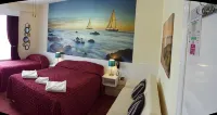 The Regal Hotel - Bares