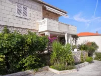 Apartments Zana
