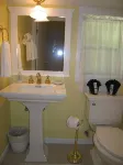 Cozy, Romantic Cottage just 3 minutes from the village of Mendocino! - Wifi