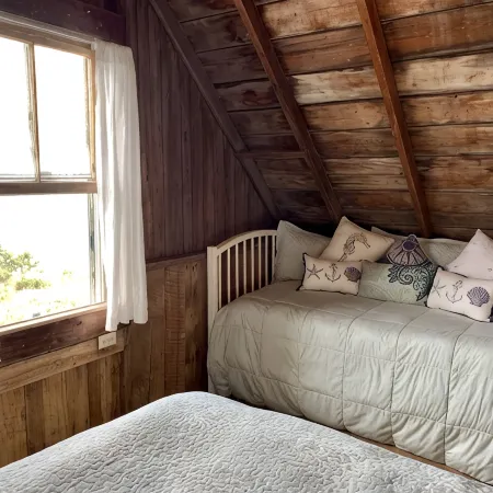 Cottage #11 - Spectacular views of Cape Cod Bay on a private association beach!