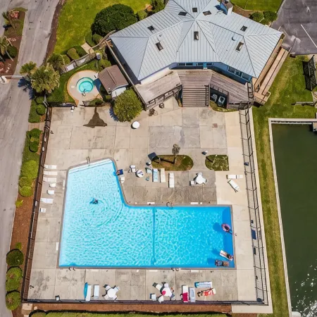 Newly Renovated- Oceanfront Condo Queen’s Grant - WiFi, Pool, Boat Ramp & Dock