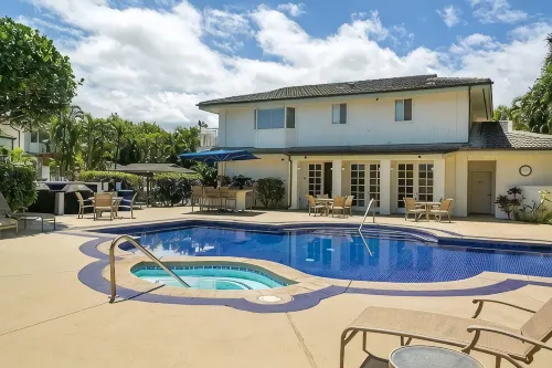 Kauai Paradise: oceanview 2-bedroom condo with AC and private lanai