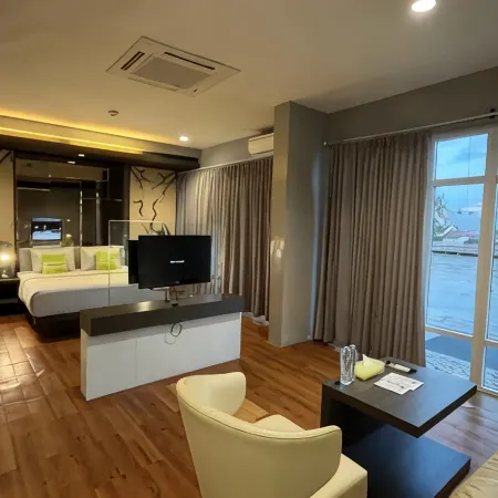 Hotel Victoria River View