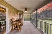 Smoky Mountain Bliss - Waterfront, Hot Tub, Game Room, Fire Pit, & Near Casino - 4-Star