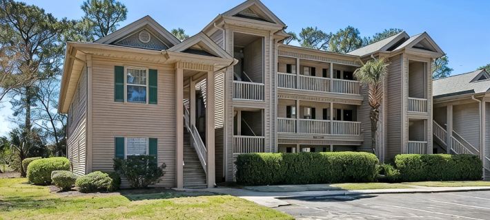 Lake/Fairway view - Private 3Bed/3Bath - Walk to pool ジョージタウンのホテル