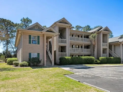 Lake/Fairway view - Private 3Bed/3Bath - Walk to pool - 3-Star