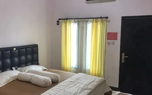 Marthina Residence Syariah Mitra RedDoorz - Homestays