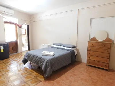 Arnold's Guest House โรงแรมใน
