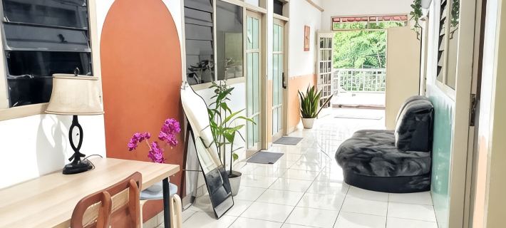 Green Surabaya Homey Syariah Hotels in Gubeng