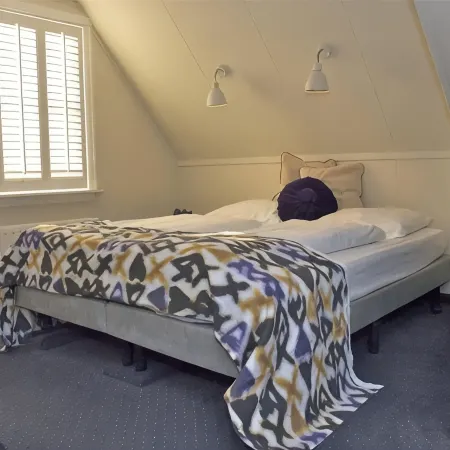 De Herberg Hotels in Renesse